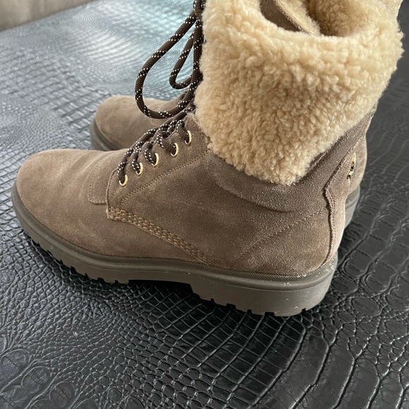 Moncler shearling lace up boot - Picture 4 of 6